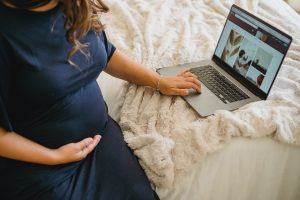 pregnant at computer